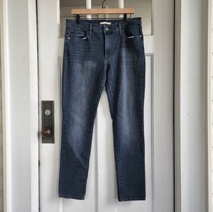 LEVI Strauss Slimming Skinny Jeans, Sz 32